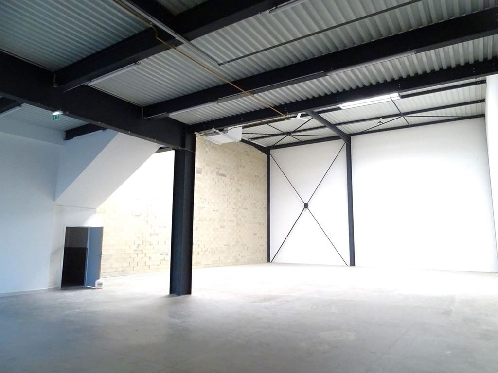 Entrepôt GROSLAY (95410) AGENCE LAND-IMMO