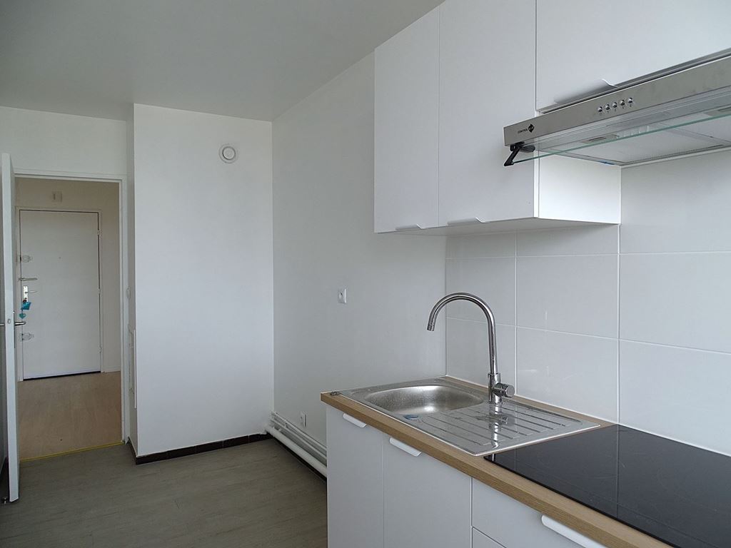 Appartement T2 AUBERVILLIERS (93300) AGENCE LAND-IMMO
