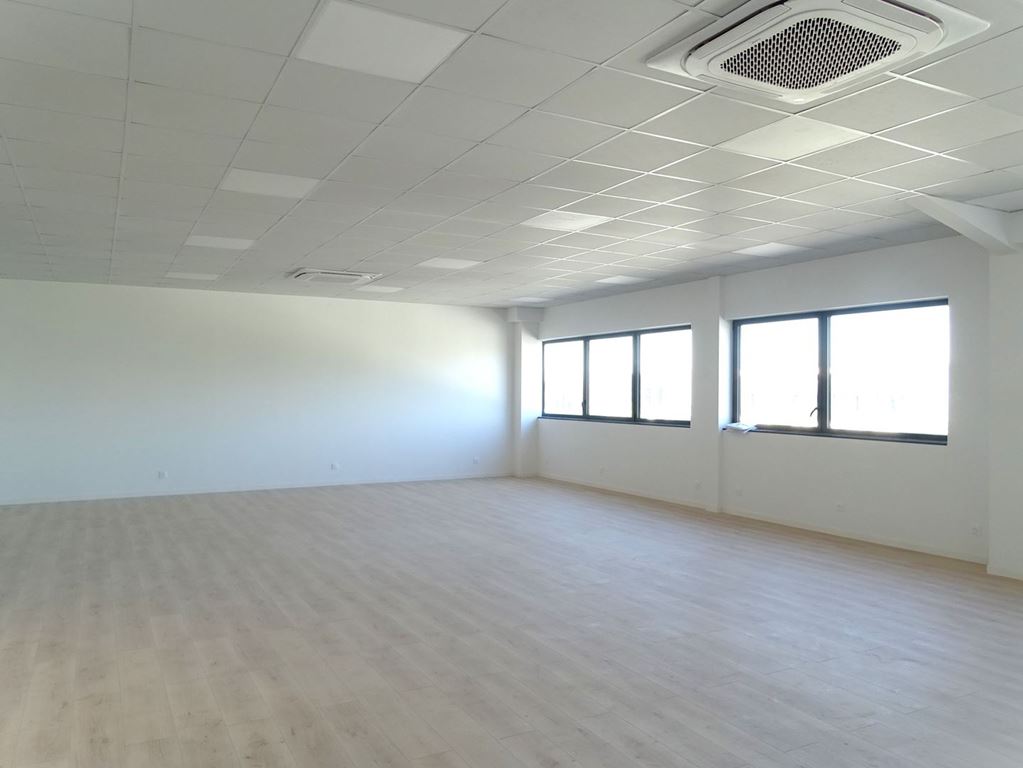 Entrepôt GROSLAY (95410) AGENCE LAND-IMMO