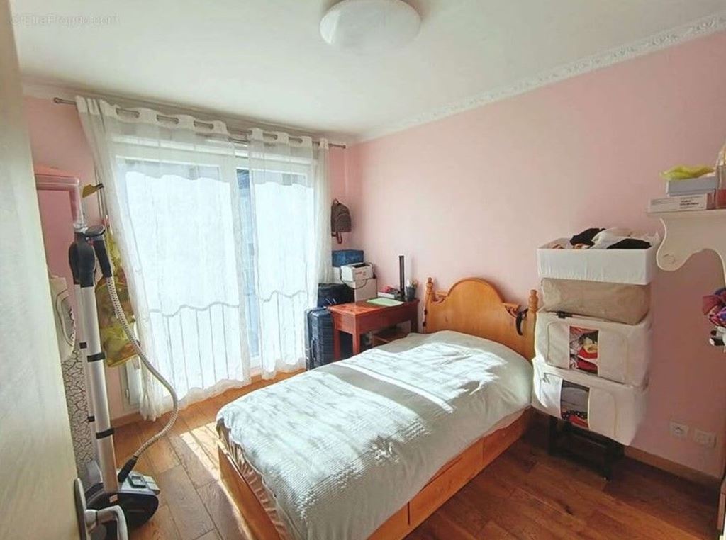 Appartement T4 LA PLAINE ST DENIS (93210) AGENCE LAND-IMMO